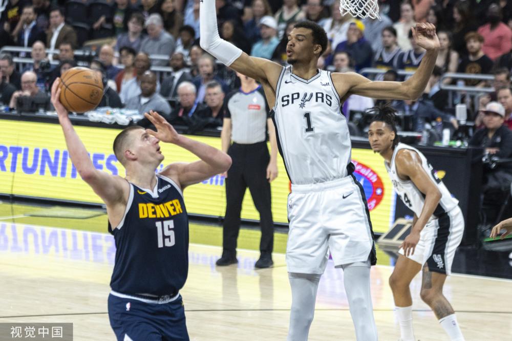 我们揭示了 我们揭示了