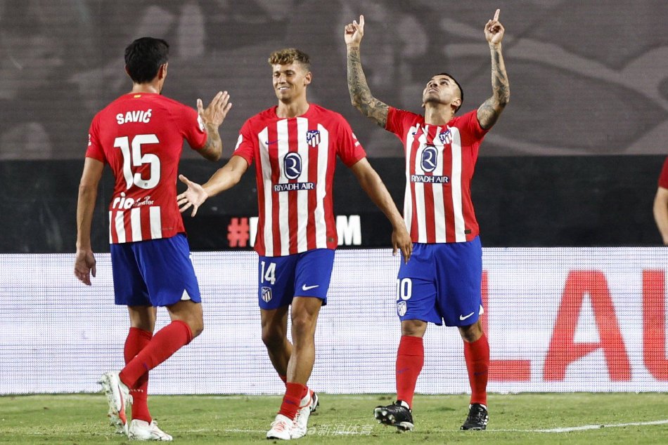 明对比的是 明对比的是