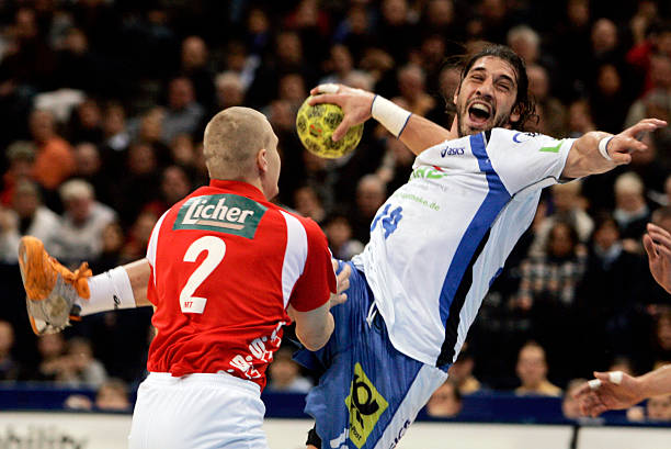 面对的不仅 面对的不仅